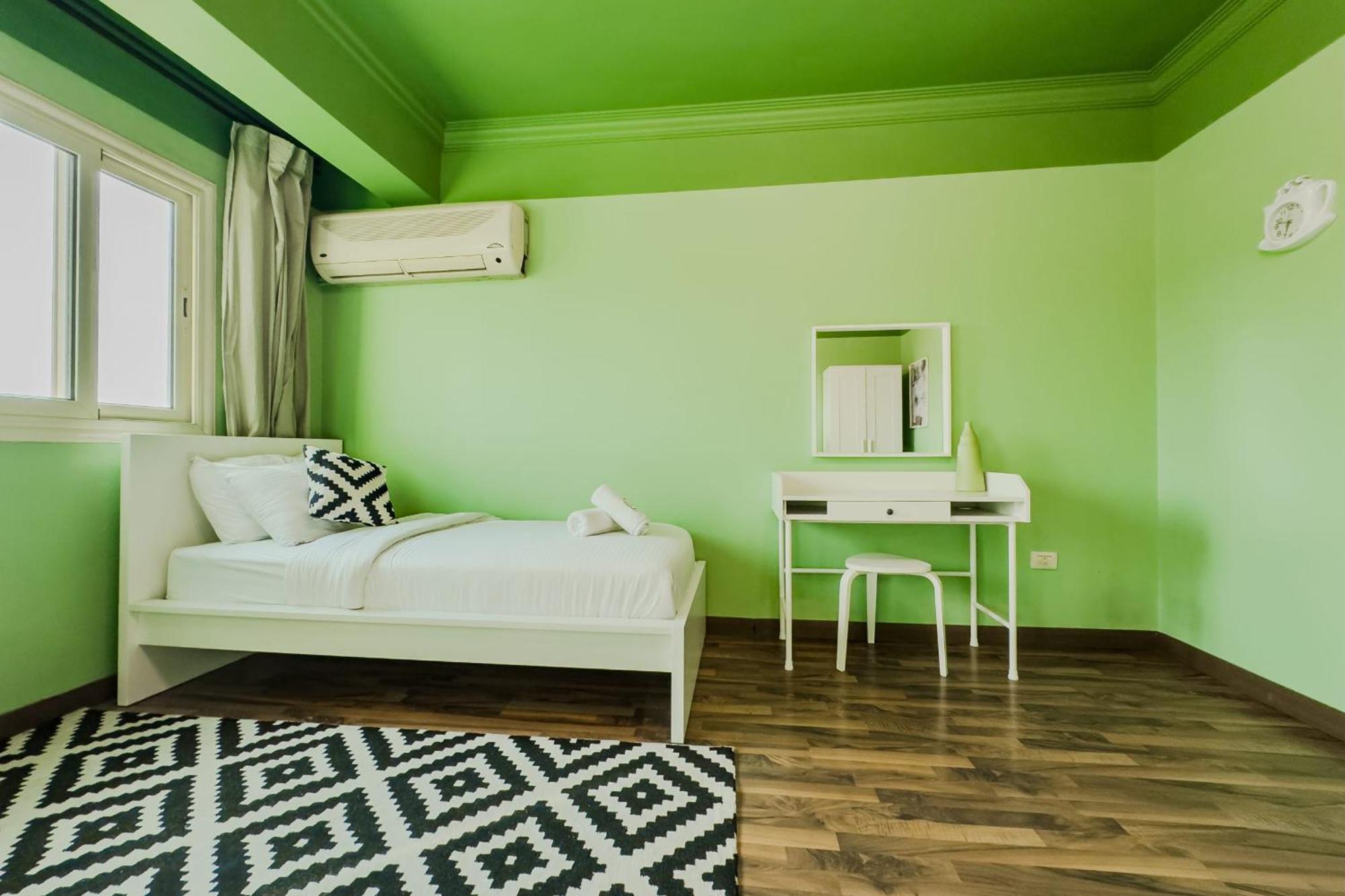 Distinct & Decent 2 Bdr Apt Steps From Nightlife And Airport Cairo Exterior photo