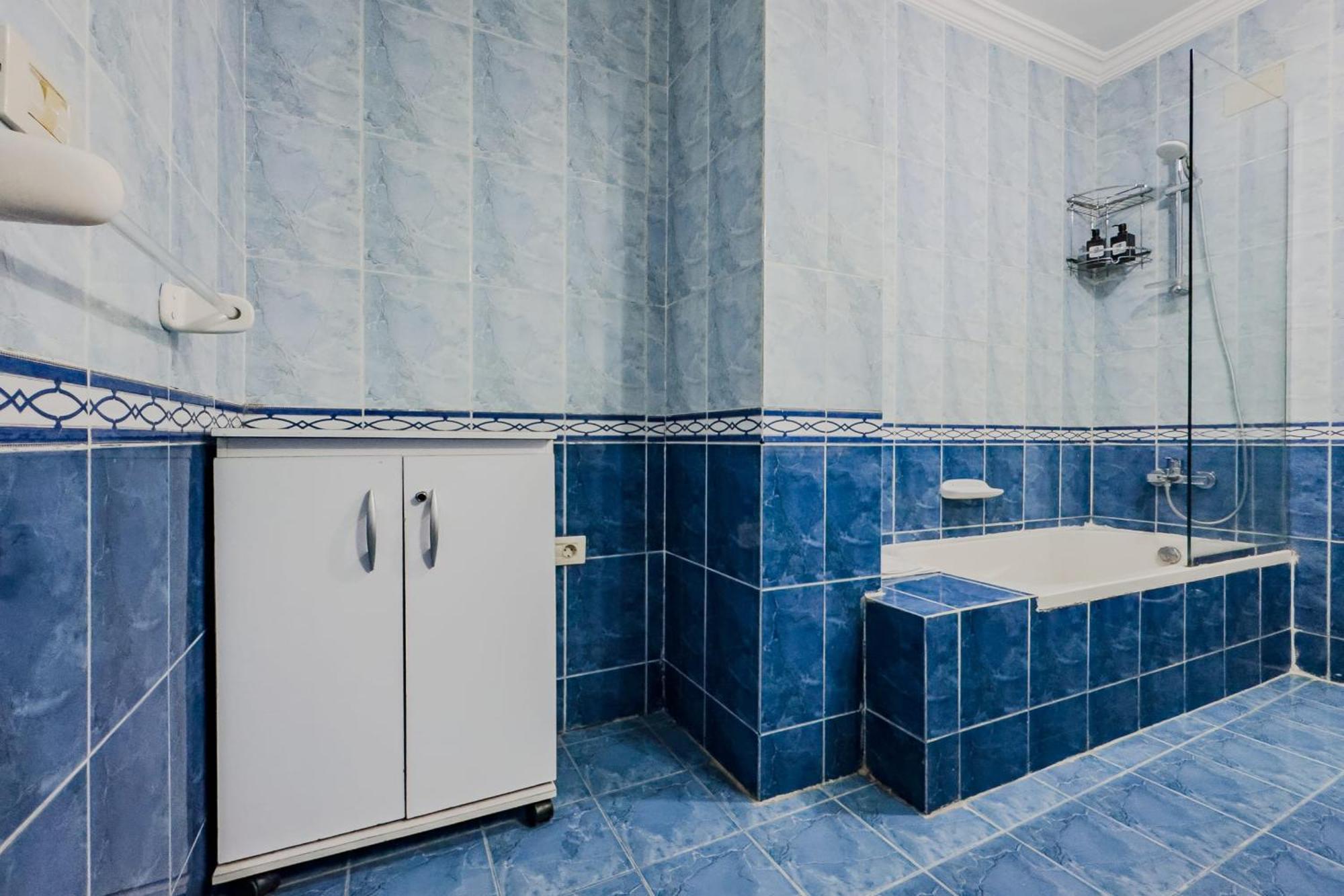 Distinct & Decent 2 Bdr Apt Steps From Nightlife And Airport Cairo Exterior photo