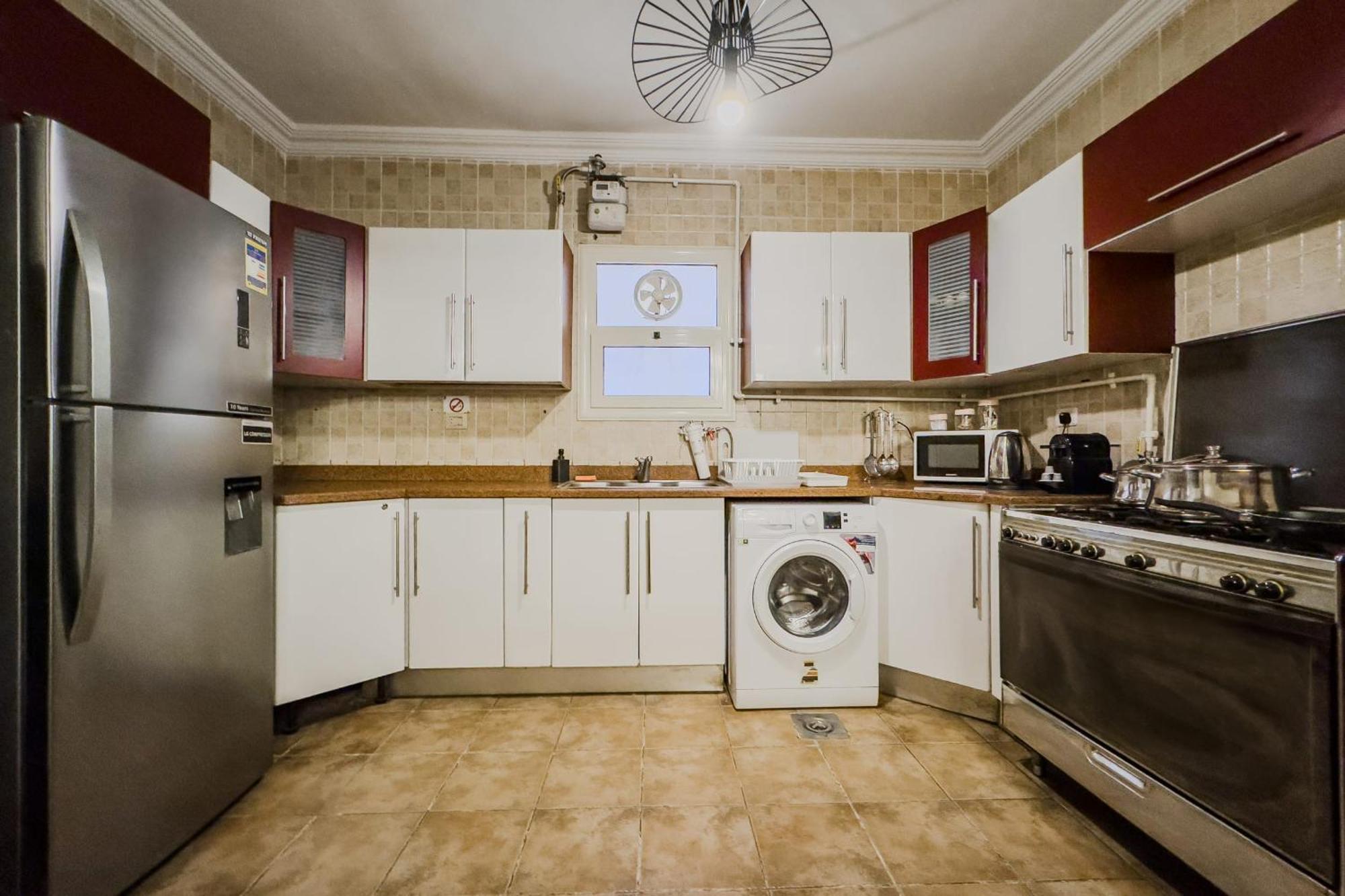 Distinct & Decent 2 Bdr Apt Steps From Nightlife And Airport Cairo Exterior photo